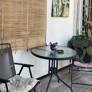 In Heart Of Проживание в семье Тбилиси